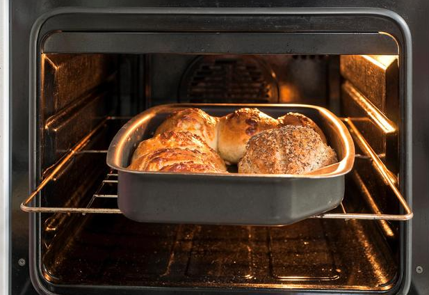 新手必看！家用烤箱选购技巧与使用安全须知